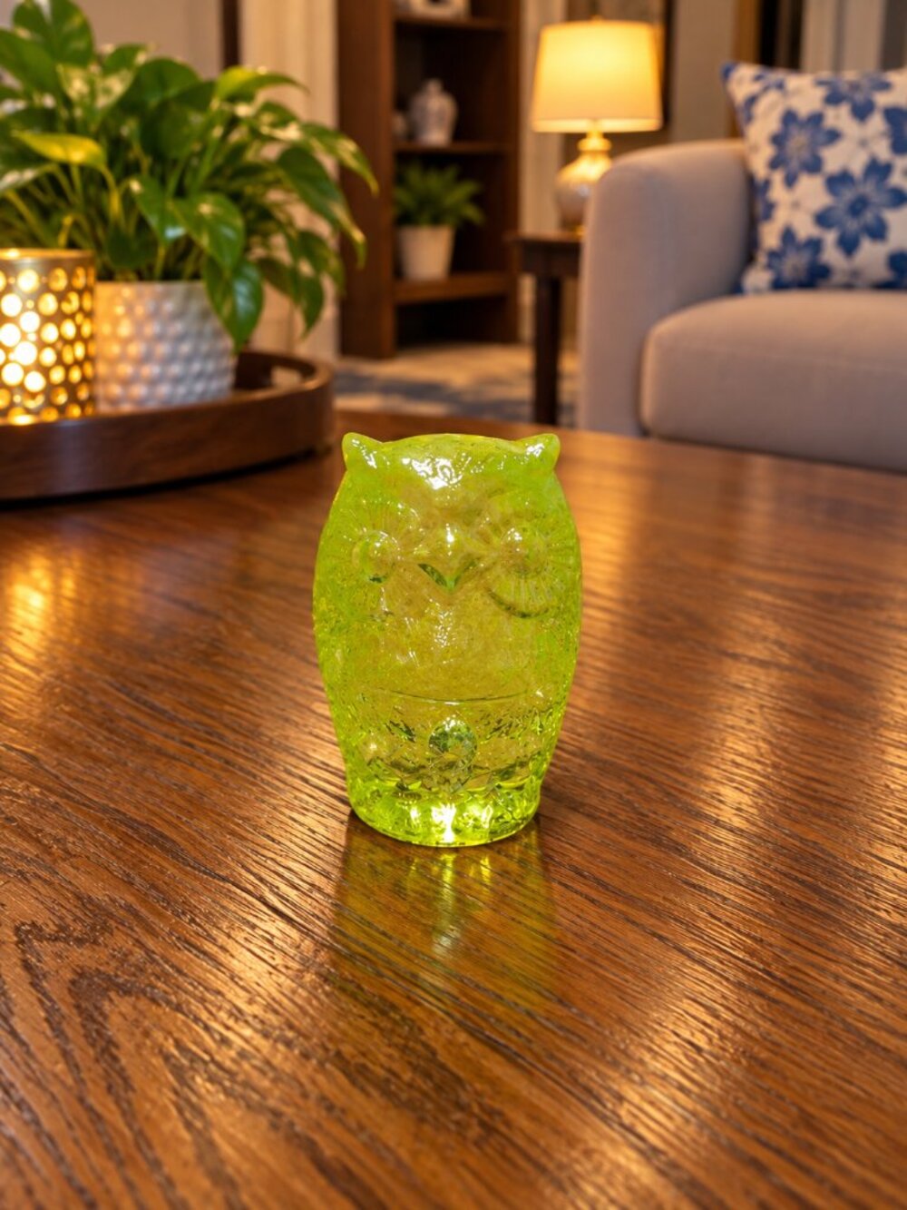 Beautiful Yellow Vaseline Uranium Glass Owl Figurine